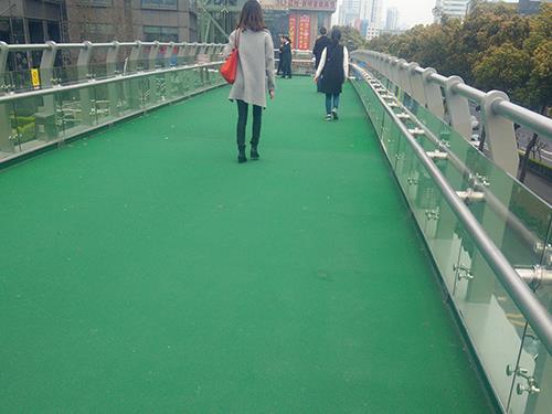 聚脲防腐施工厂家应具备哪些核心能力以应对严苛工业环境？